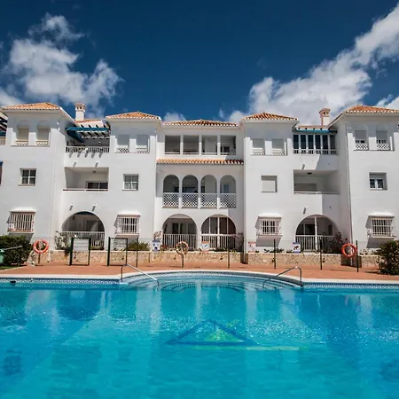 Apartment Fuentes De