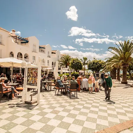 アパート Fuentes De