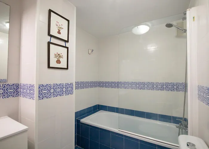 Apartment Fuentes De