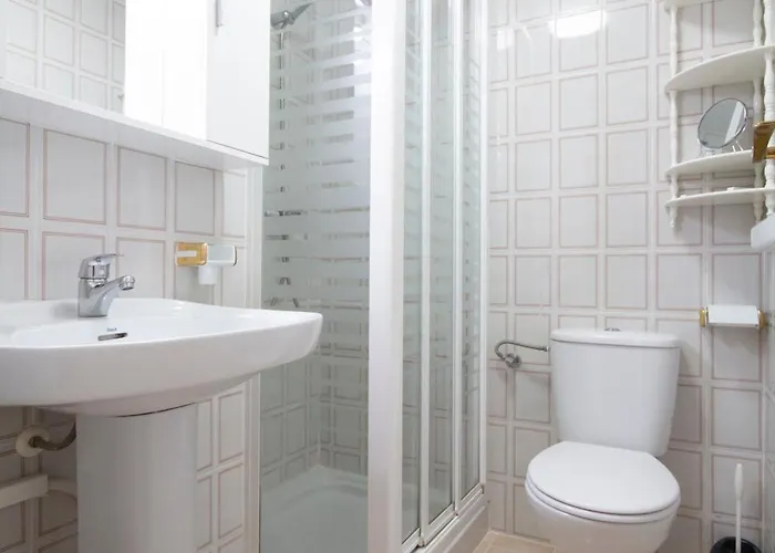 Apartment Fuentes De